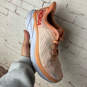 Hoka one one size 7.5 woman’s